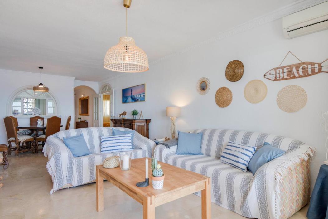 Ferienwohnung Family Aguamarina Front The Sea Free Parking Fuengirola Exterior foto