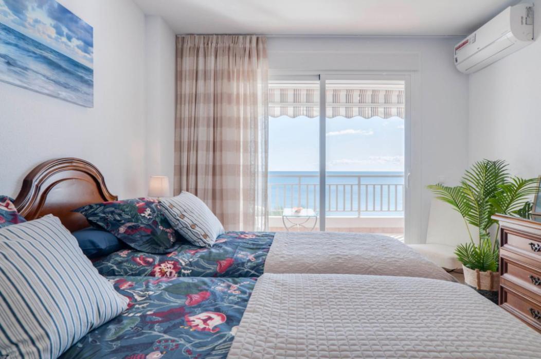 Ferienwohnung Family Aguamarina Front The Sea Free Parking Fuengirola Exterior foto